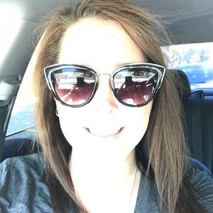 Meet your Posher, Tarrah